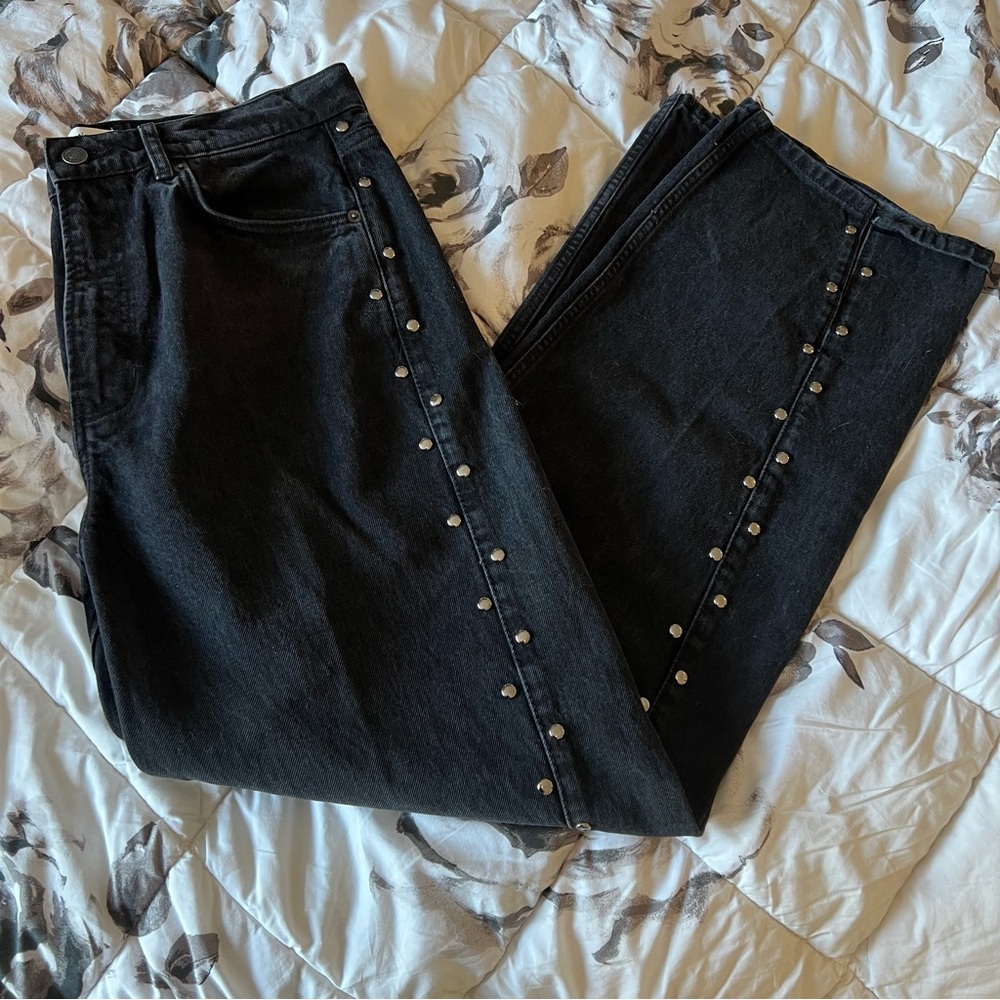 NWOT Reformation Cary Jeans - Studded Black wash with ankle slit